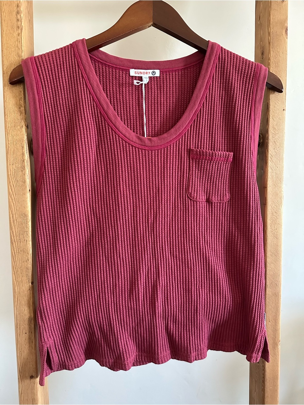 Sundry Ribbed Pocket Tank Top in Berry